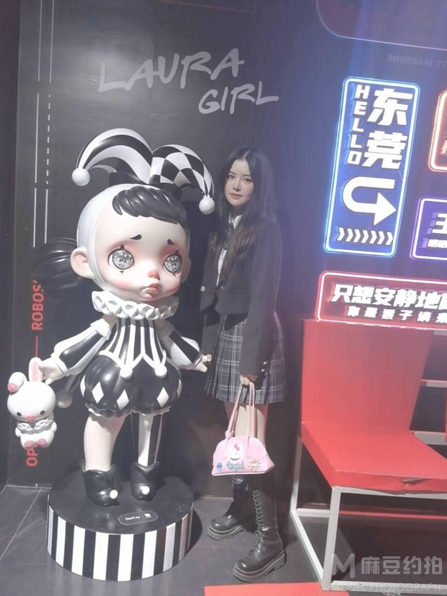 校园模特