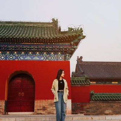 校园模特
