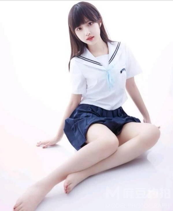 宝丽来模特
