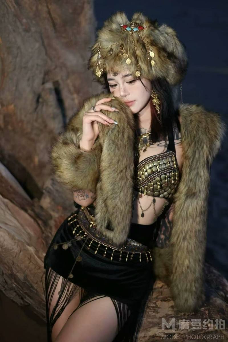 情绪模特