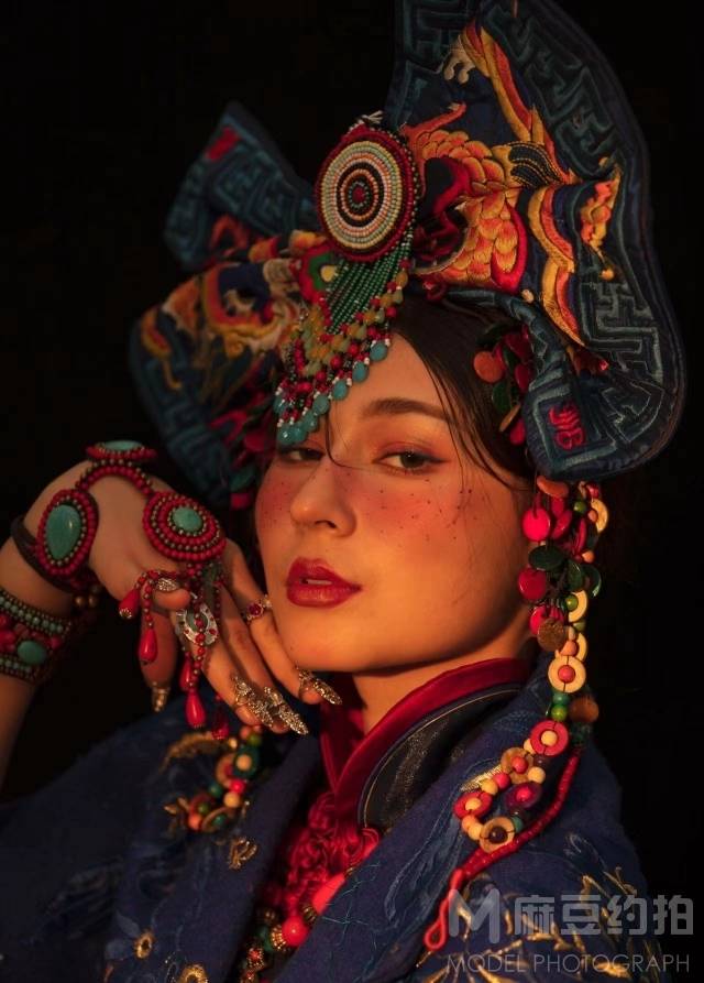 妆容模特