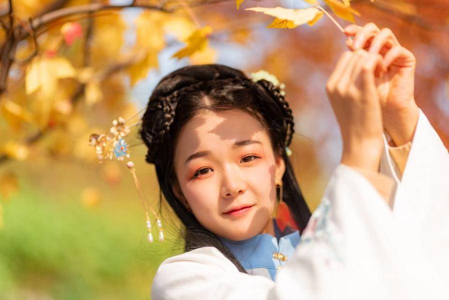 汉服模特