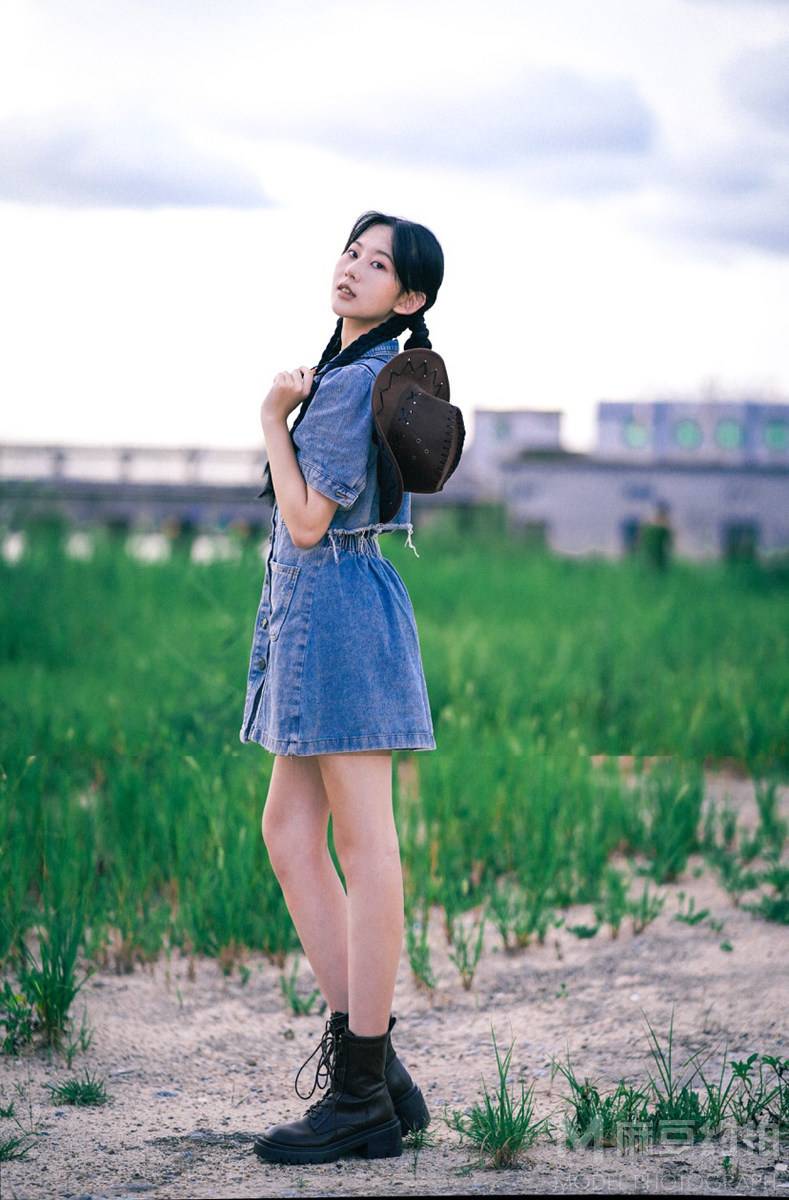 胶片模特
