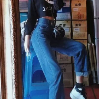 黑白模特