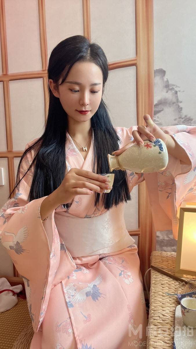 和服模特