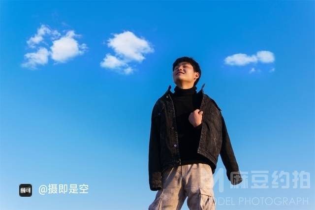 黑白模特