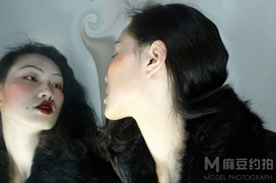 暗黑模特