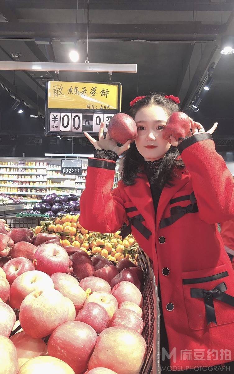 校园模特
