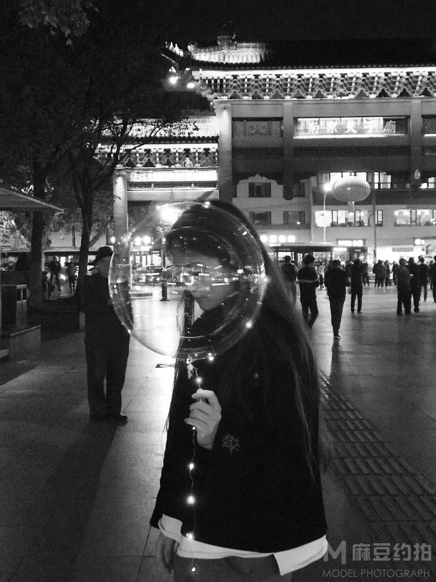 夜景模特