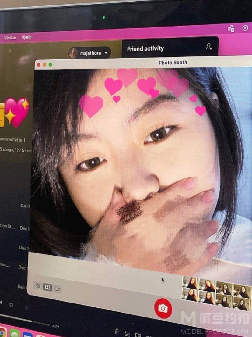 校园模特