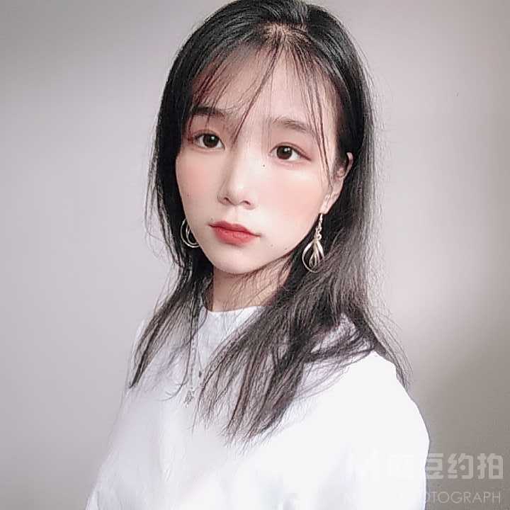 纪实模特