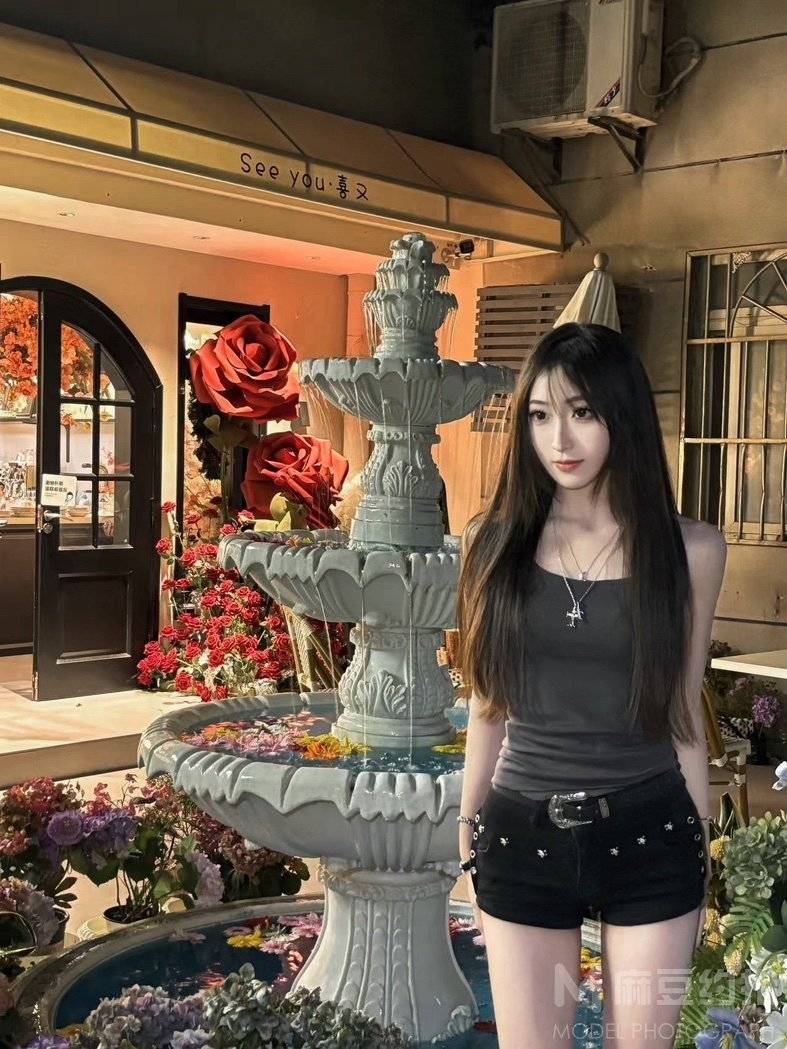 妆容模特