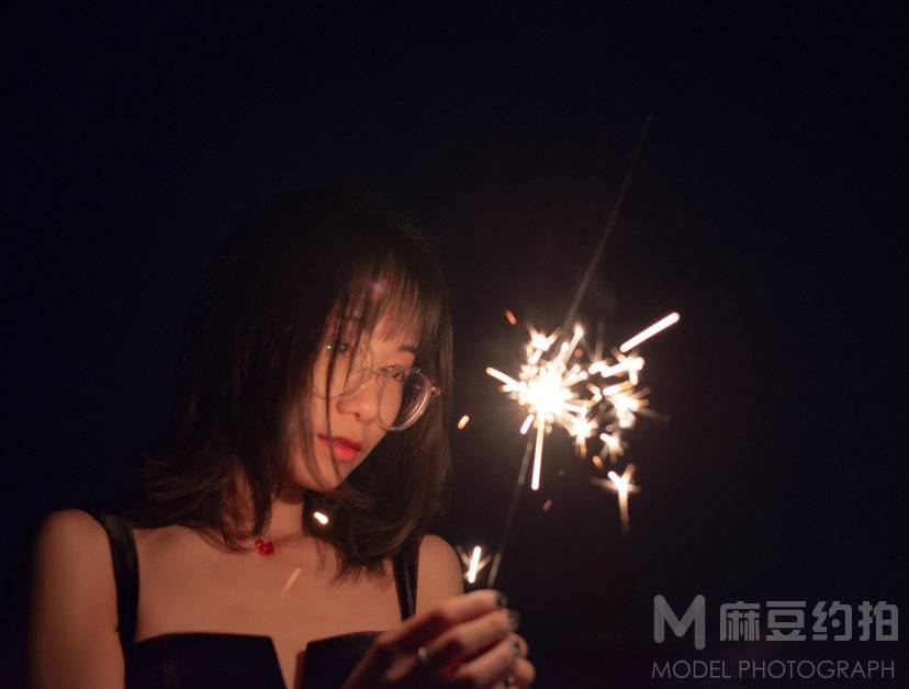 夜景模特