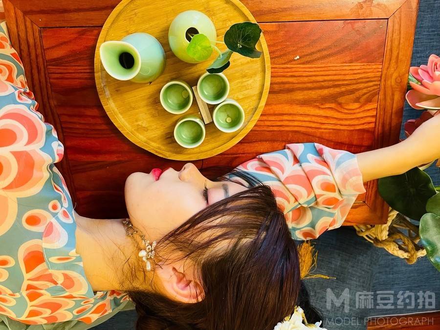 民国模特