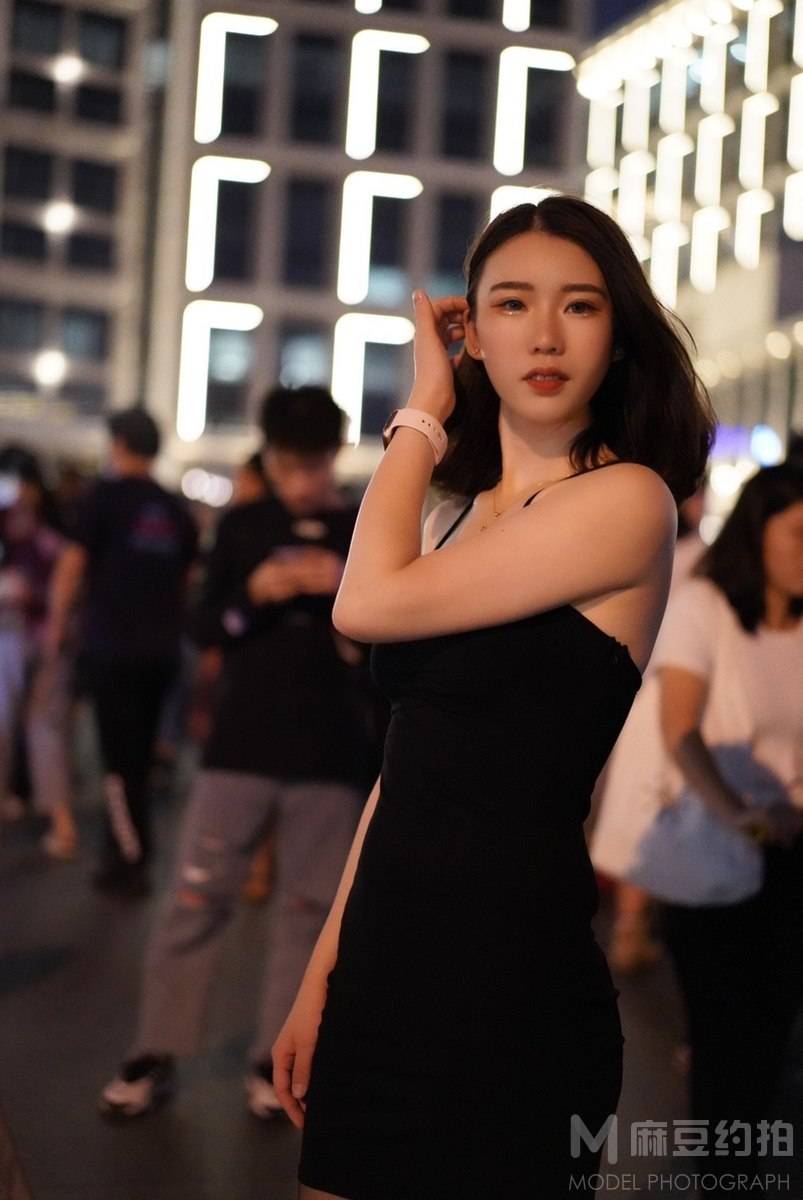 夜景模特