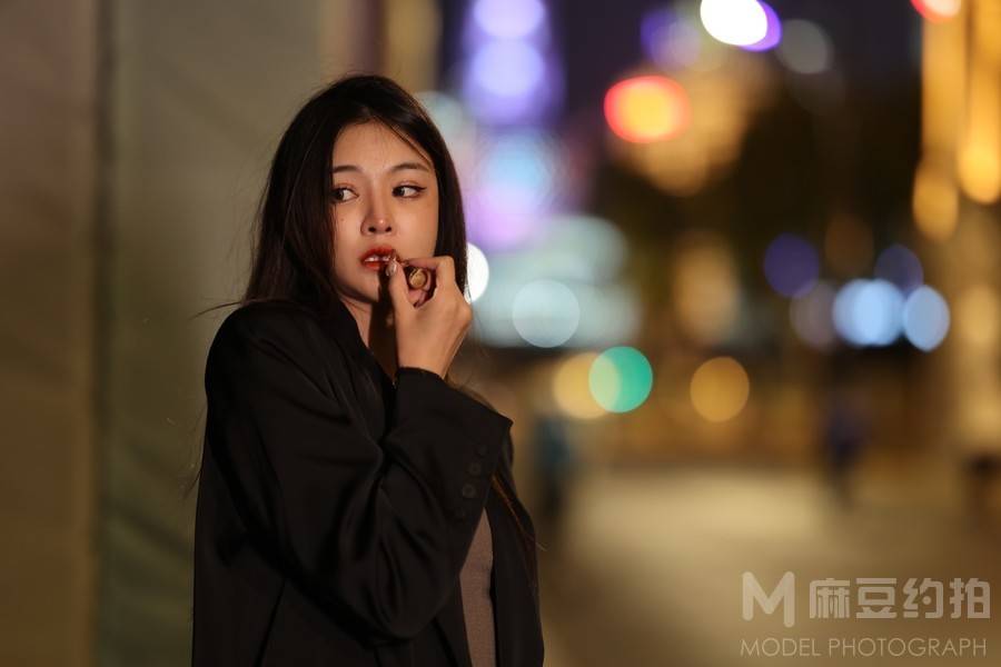 夜景模特