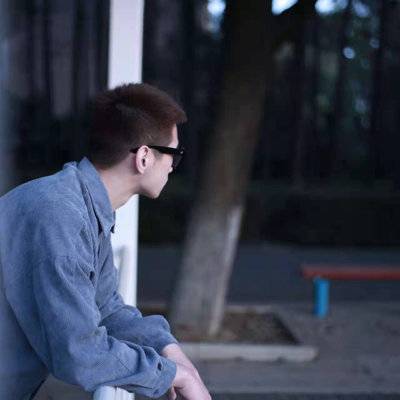 黑白模特