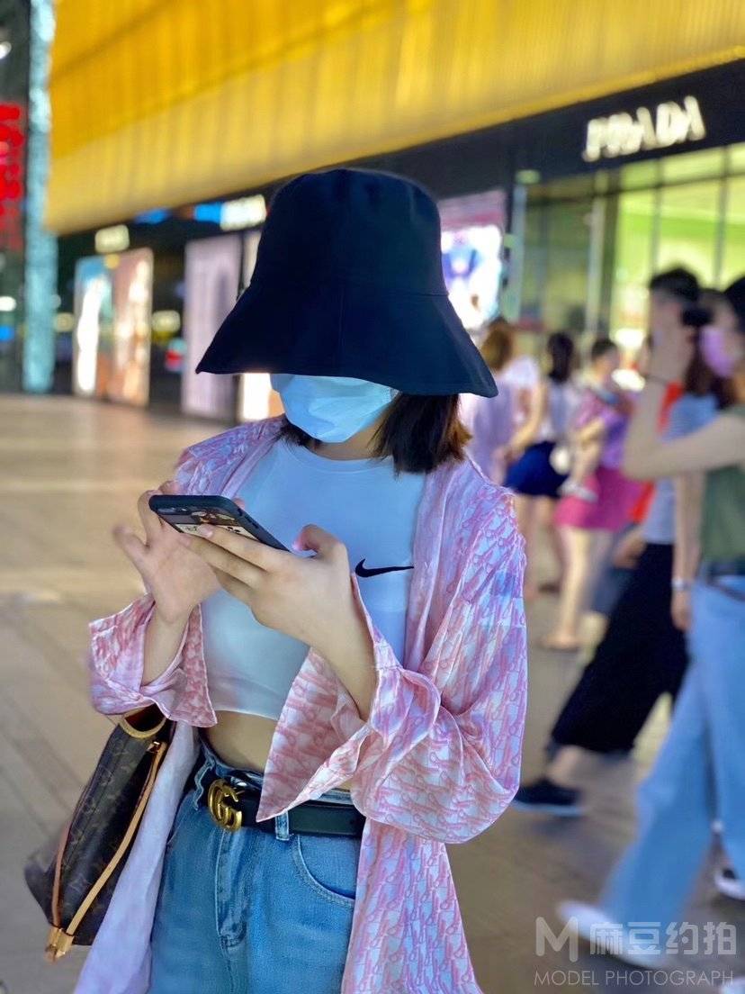 纪实模特