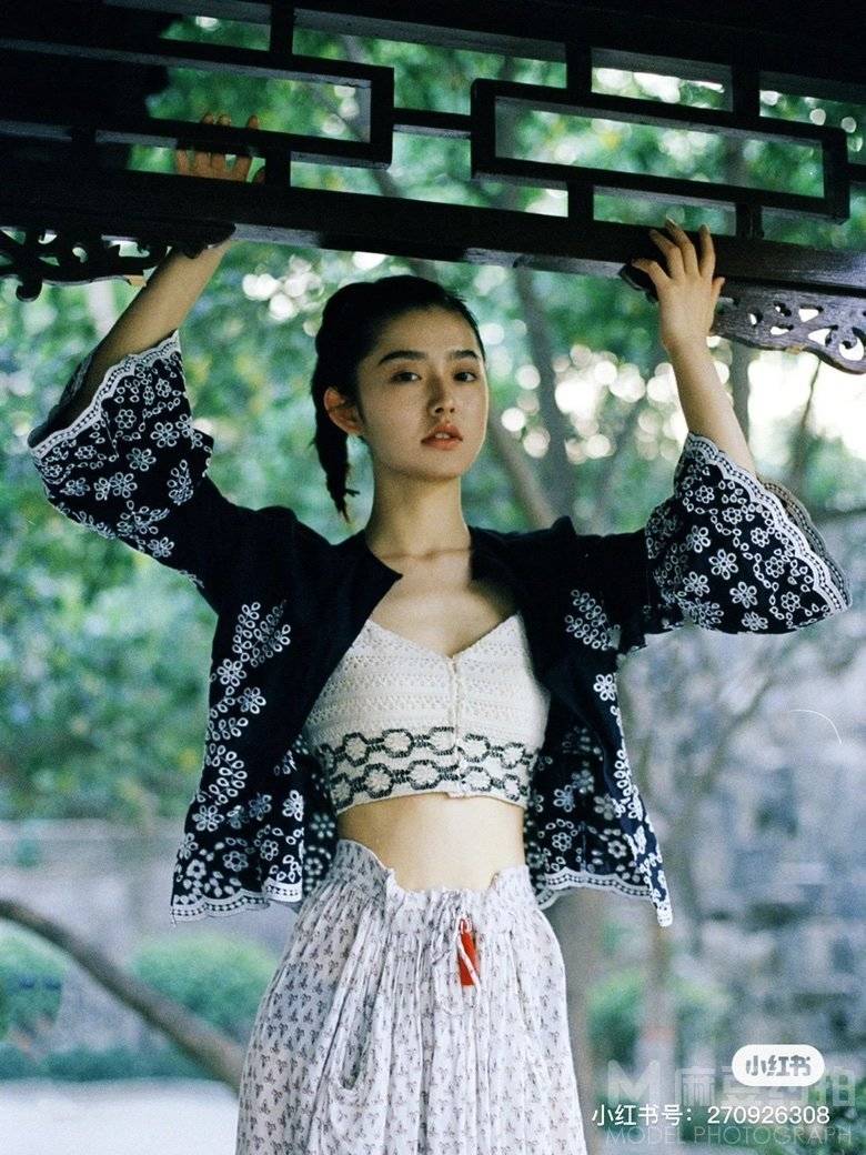 胶片模特