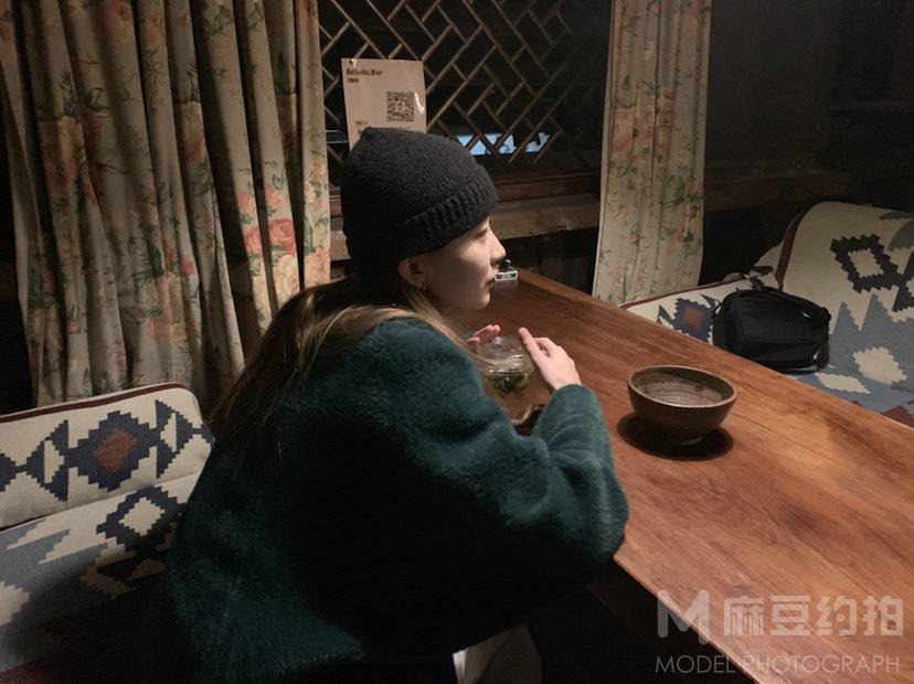 胶片模特