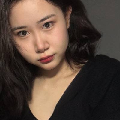 黑白模特