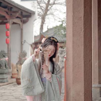 汉服模特