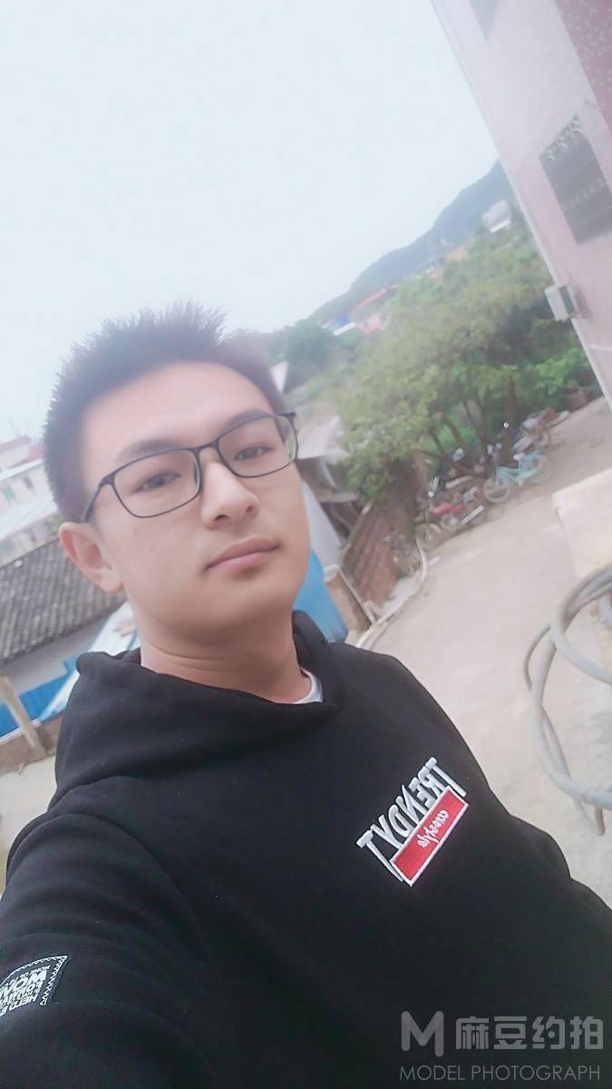 纪实模特