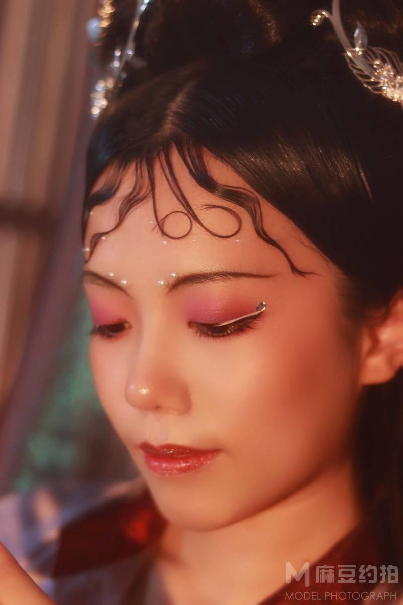 妆容模特