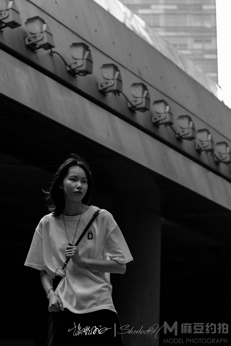 黑白模特