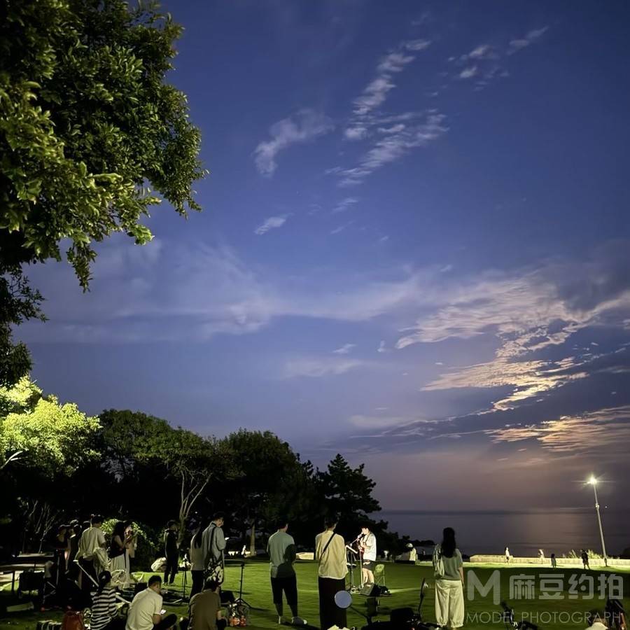 夜景模特