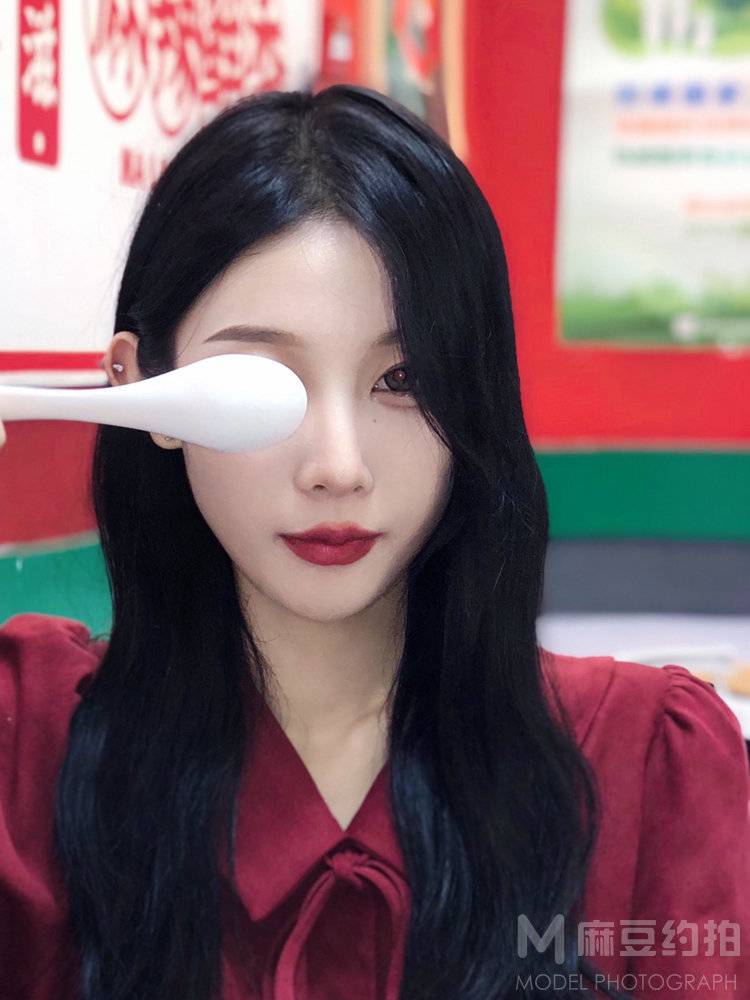 妆容模特