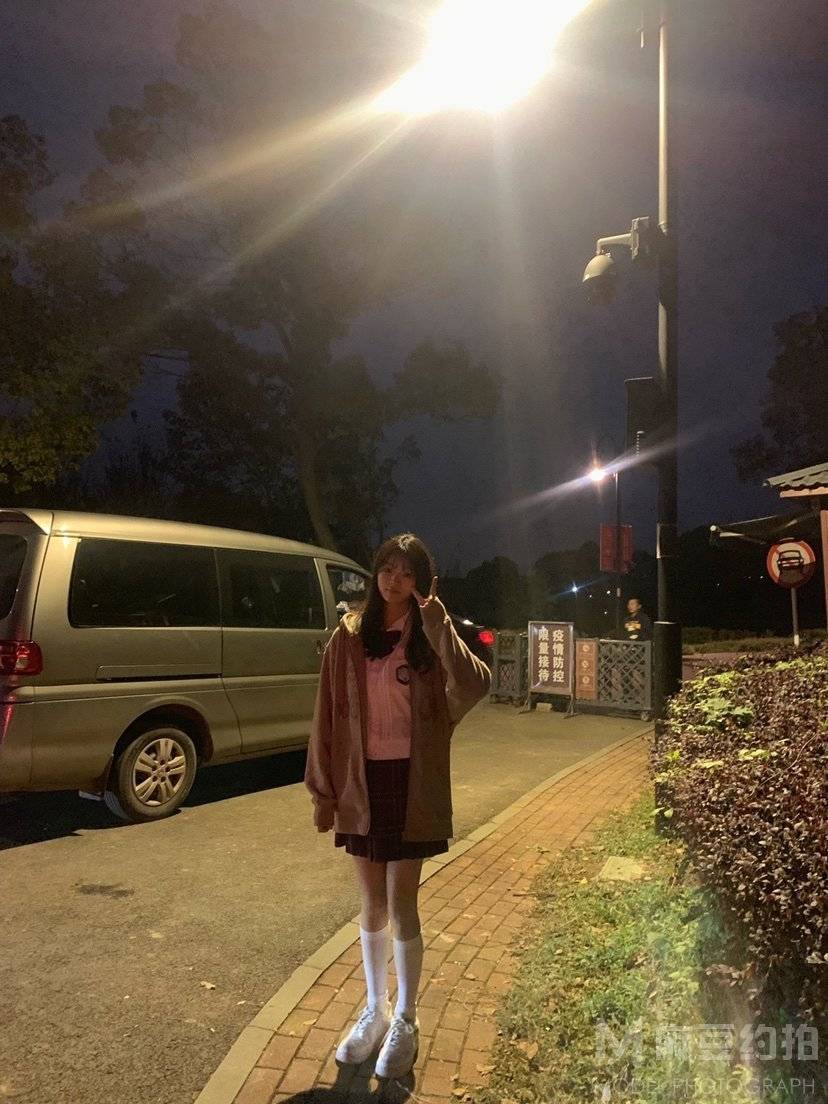夜景模特