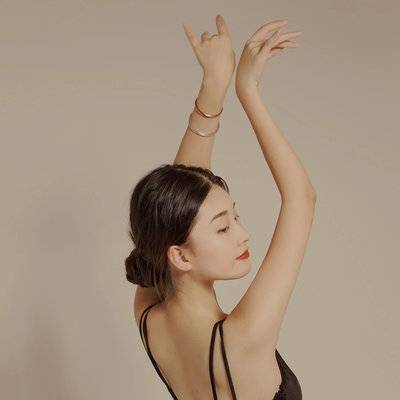 黑白模特
