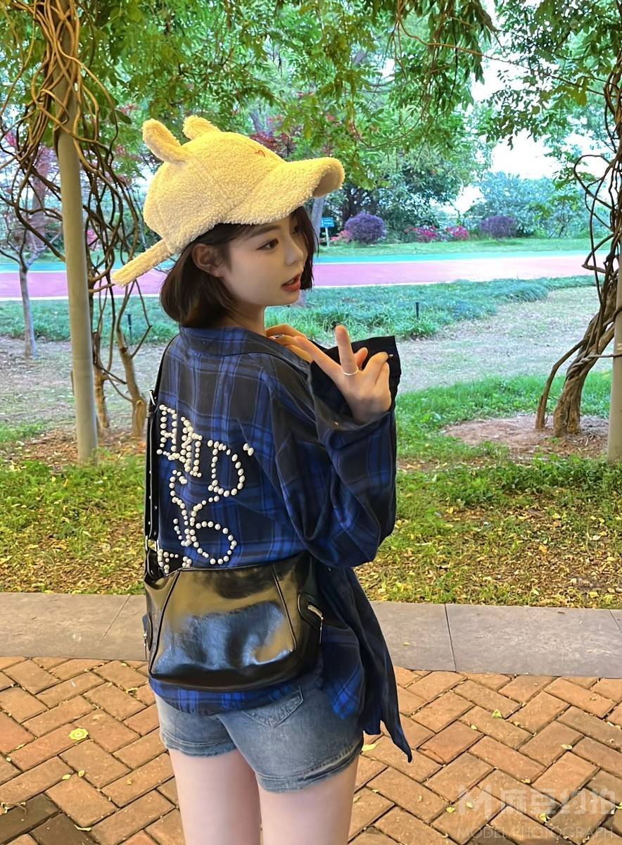 校园模特