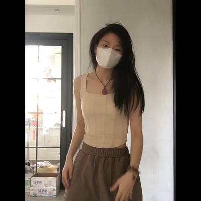 黑白模特