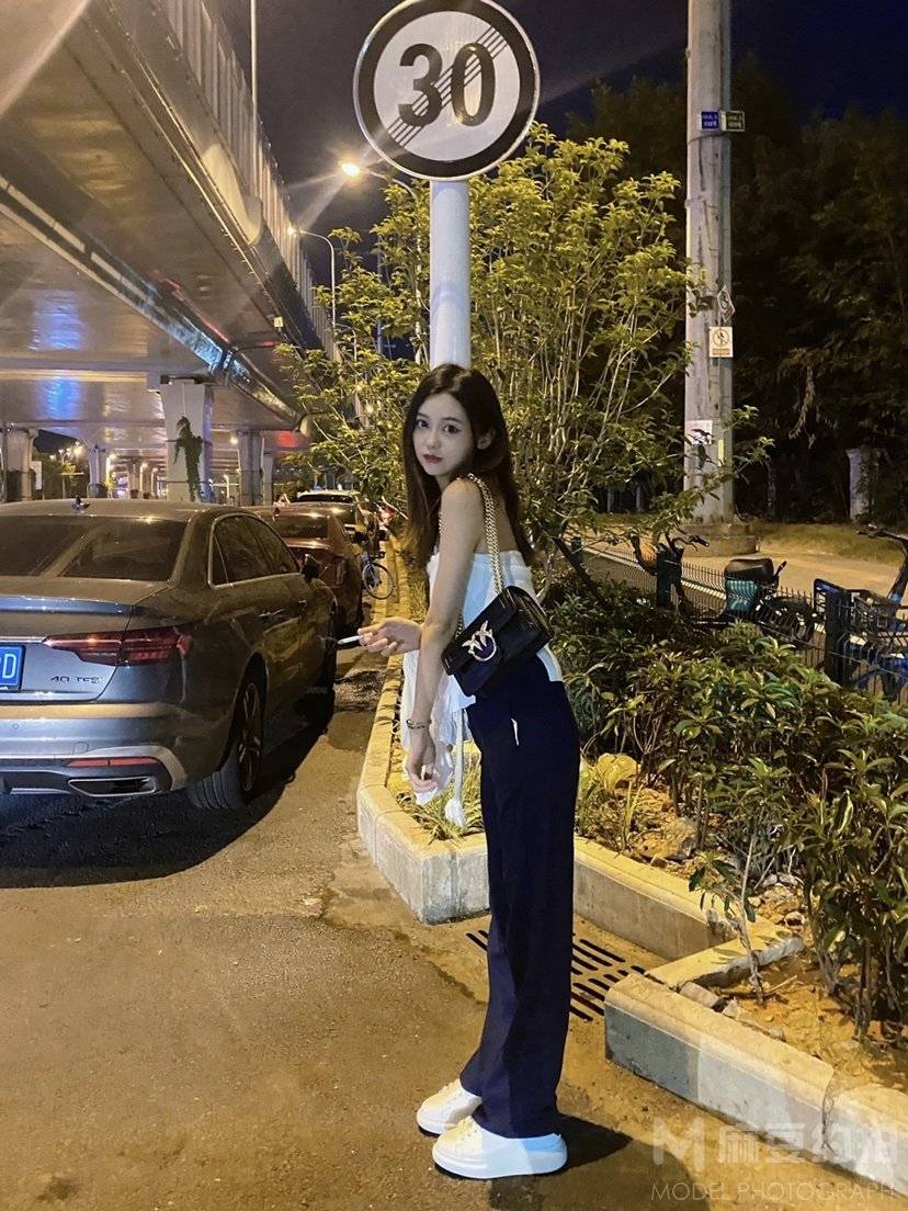 夜景模特