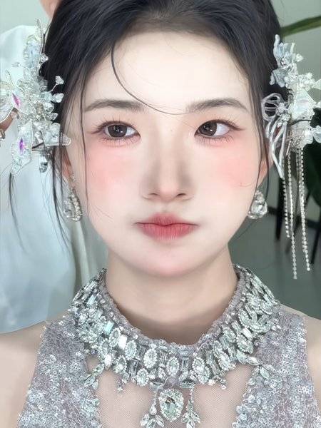 妆容模特