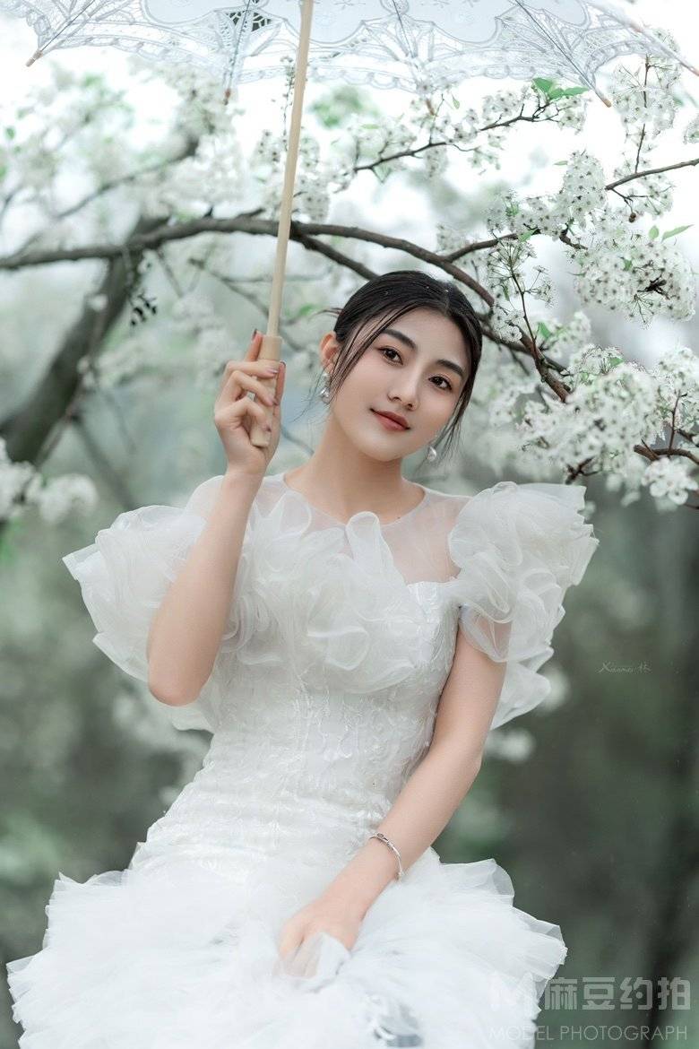 清新模特