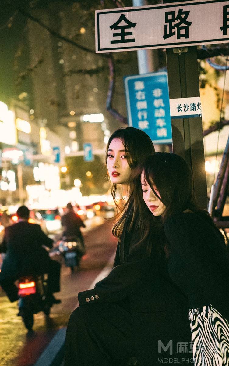 夜景模特