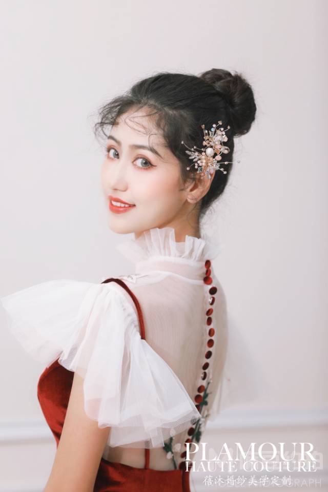 妆容模特