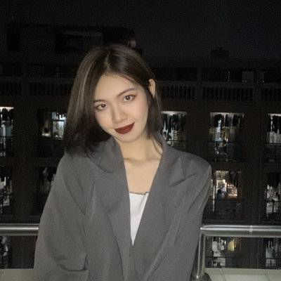 黑白模特