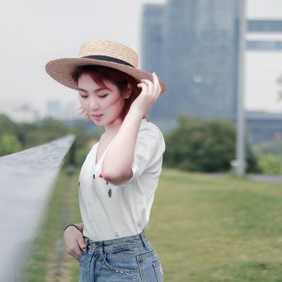 校园模特