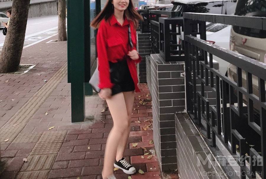 清新模特