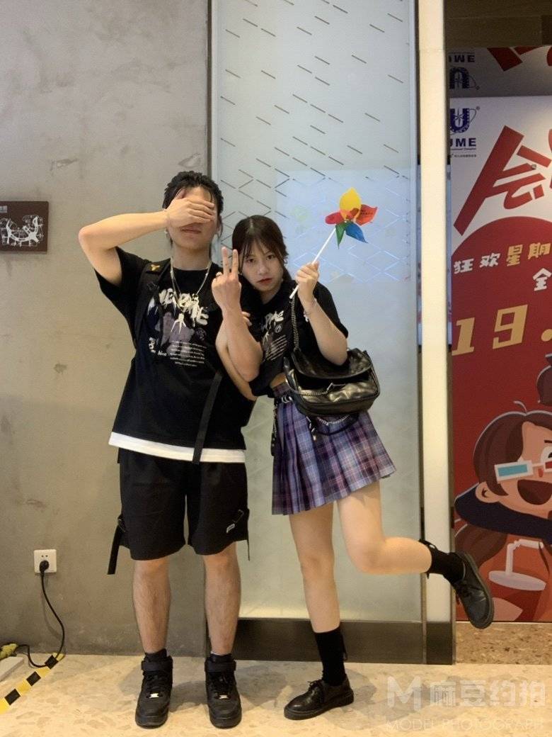 情侣模特