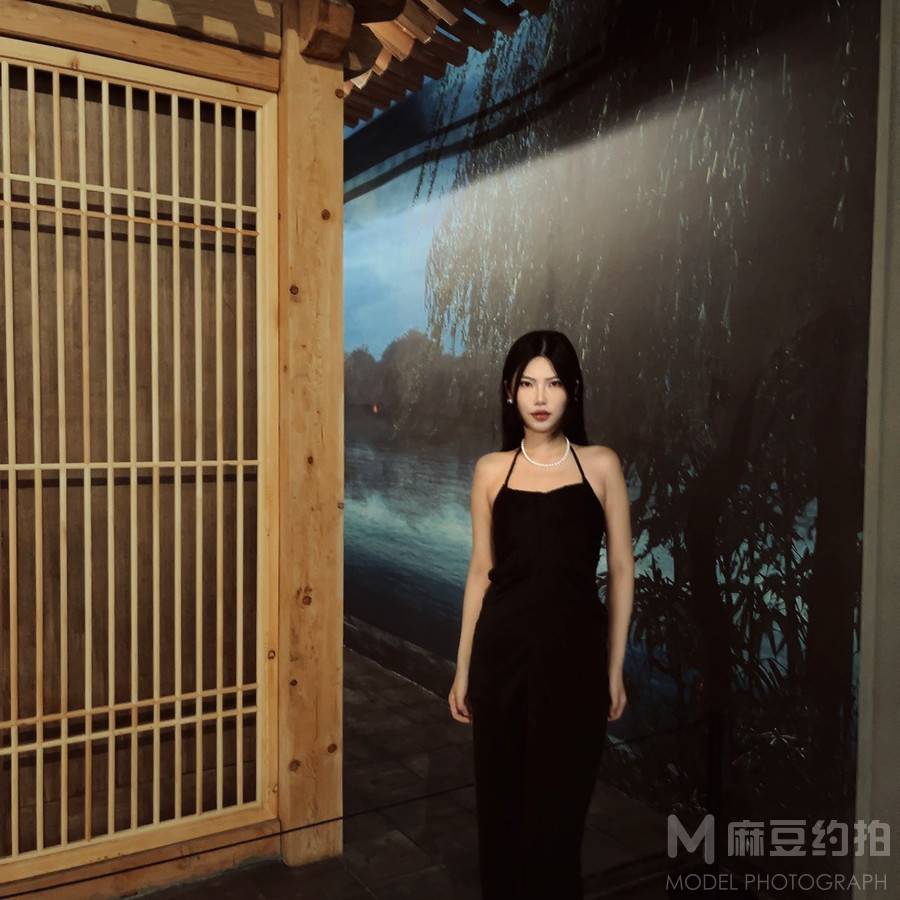 清新模特