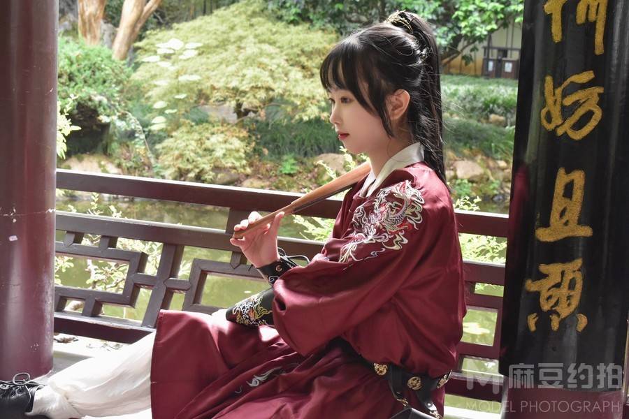 汉服模特