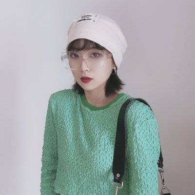 黑白模特