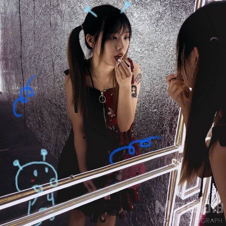 胶片模特