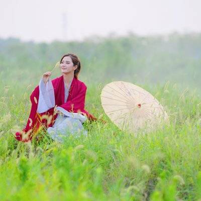 汉服模特