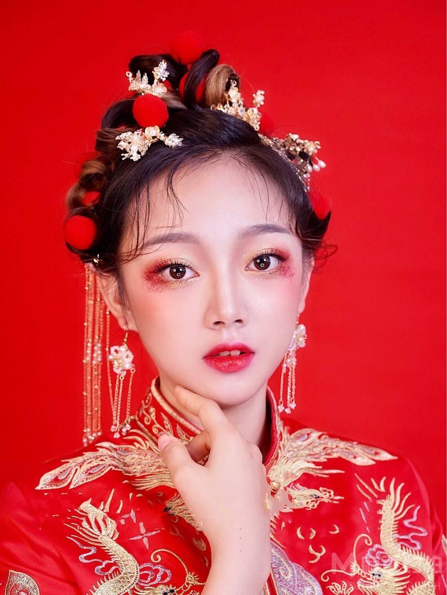 妆容模特